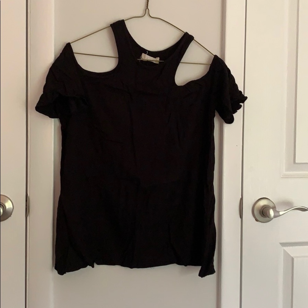 Altar’d State Black off the shoulder top